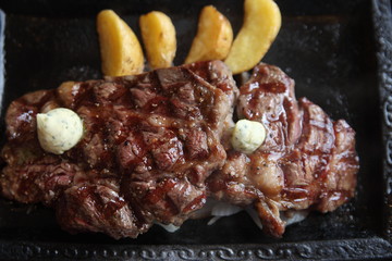 ビーフステーキ