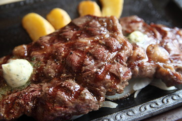 ビーフステーキ