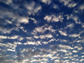 white color clouds in the blue sky