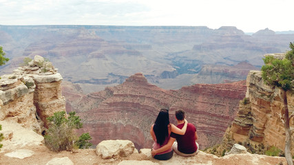 Fototapeta na wymiar Couple in Grand Canyon