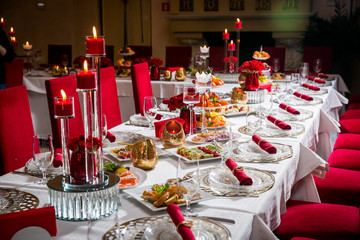 elegant table setting