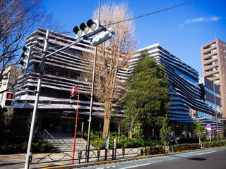 お茶の水女子大学　隈研吾