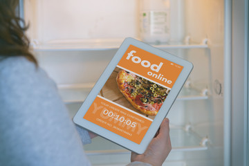 Ordering food online by tablet