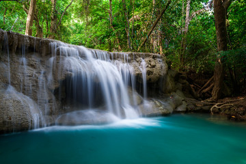 Fototapeta na wymiar Beauty in nature, Huay Mae Khamin waterfall in tropical forest of national park, Kanchanaburi, Thailand 