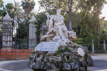 Obraz premium Genius of Palermo - Genio di Palermo fountain in Villa Giulia park also called Popolo park in Palermo, Sicili Island in Italy