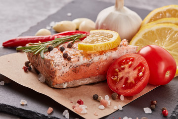 Grilled salmon with vegetables