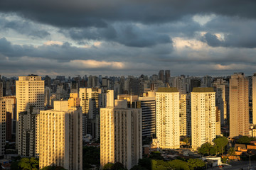Fototapeta na wymiar Beautiful sunset light in the big city. Sao Paulo city, Brazil. 