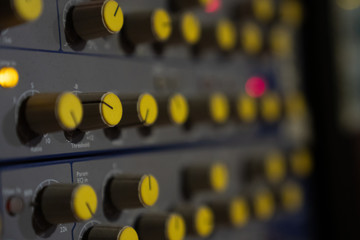 pré-ampli de studio equaliser