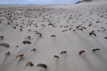 plaża kolorowe kamienie 2 © Mariusz