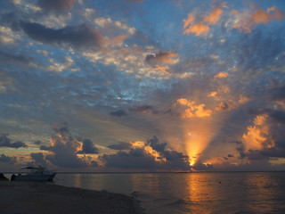 Naklejka na ściany i meble French Polynesia - Tikehau Atoll: Sunset