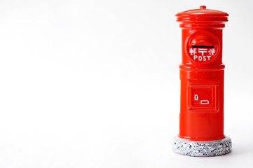 丸形ポストの貯金箱