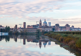 Obraz premium Panoramic view of the medieval historic city of Mantua in Lombardy, Italy