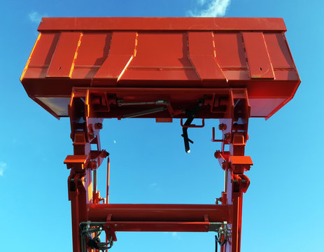 Neue Schaufel eines  Frontladers Bagger Baumaschinen Herstellers