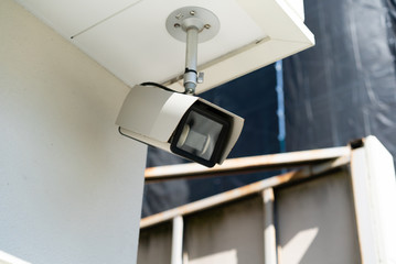 監視カメラ