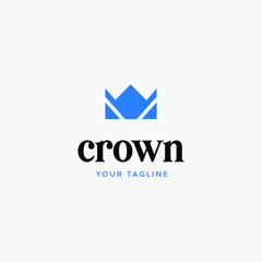 abstract modern Creative Crown Logo design vector template. Vintage Royal King Queen concept symbol