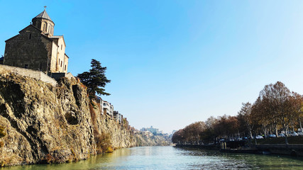Architecture of Old Tbilisi. Kura river. View from the river bank © Victoria Key