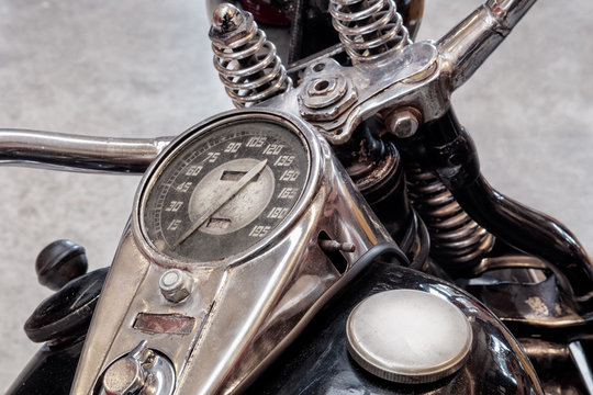 Tank and speedometer of a vintage motorcycle