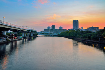 Fototapeta premium 大阪の大川