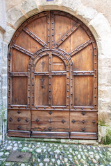 Porte ancienne d'habitation en Corrèze. Nouvelle-Aquitaine