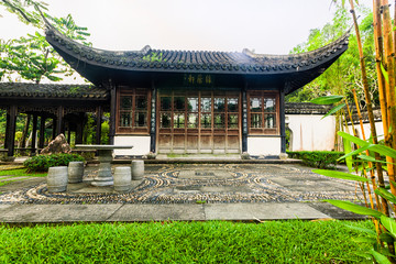 Naklejka premium samutprakan,thailand-october,03,2018 old chinese pavilions is located in the gardens