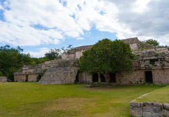 Fototapeta na wymiar Palace of the Masks (Codz Poop) in Kabah Mayan archaeological site. Yucatan. Mexico.