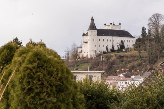 Schloss Ottensheim - Sehenswürdigkeit Austria