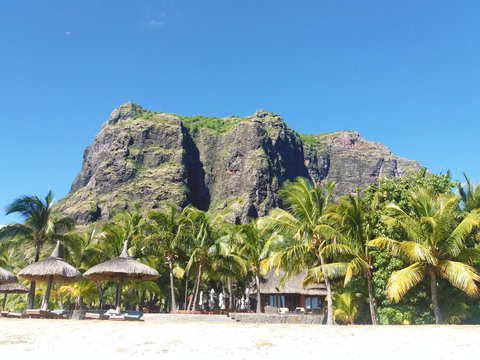 Le Morne Beach