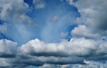 Dynamischer Wolkenhimmel