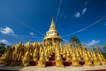 Fototapeta premium タイ国サラブリー県の寺院ワットパーサワーンブン