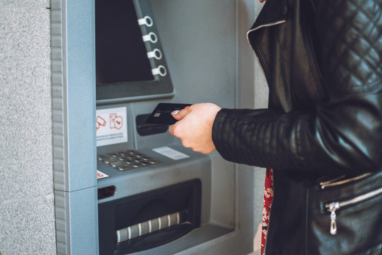 Собственник нежилого помещения в Волгодонске не смог осуществить сделку с имущес