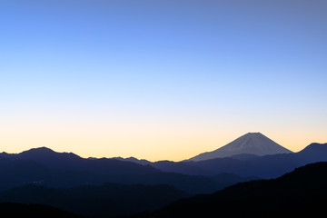 Fototapeta na wymiar 高下から見る富士山