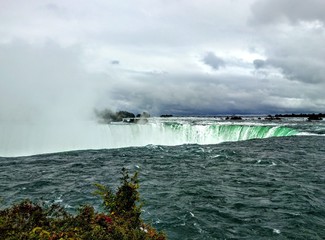 MISTY NIAGARA FALLS WATER LINE