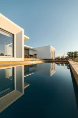 Foto op Plexiglas Modern villa with pool and deck © Luis Viegas