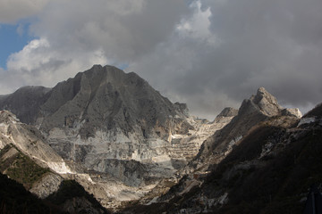 Marmorabbau Steinbruch Carrara