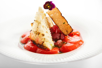 Tuna tartare and gazpacho close up