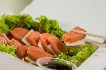 sashimi suculento rico comida asiática 