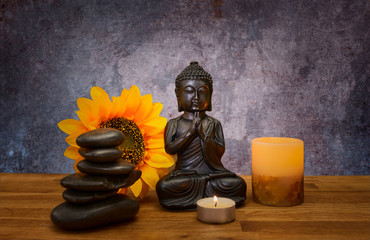 Imagen de elementos spa zen buda velas piedras y flor 