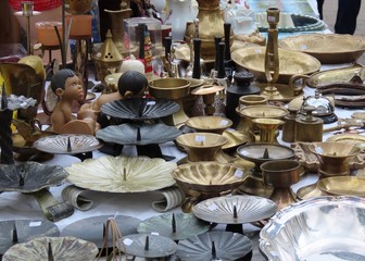 Coffee set and crystals