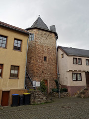Fototapeta na wymiar Fresenturm, Teil der historischen Stadtbefestigung