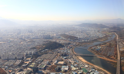 비행기에서 내려다 본 육지