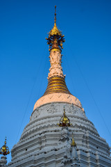 Fototapeta premium pagoda in thailand