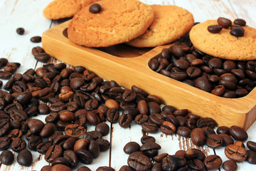 Coffee beans and oatmeal cookies