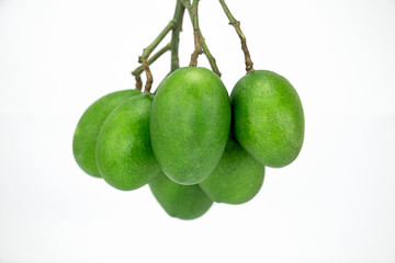 raw green mangoes