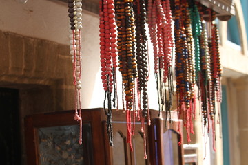 markt,ketten,schmuck,marocco,bunt, dekor, farbe, rot, abstrakt, gestalten, gegenstand, weiß,...
