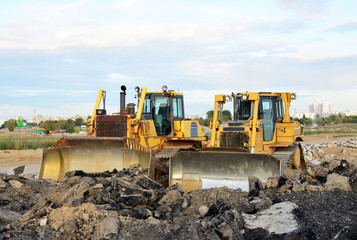 Track-type bulldozer, earth-moving equipment. Land clearing, grading, pool excavation, utility...