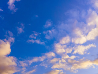 Wolkenhimmel am Abend