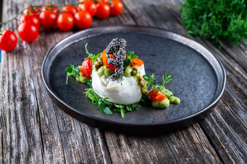 burrata italian cheese