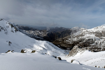 Fototapeta na wymiar Snowy mountain. Peaks of Europe, Asturias, Spain.