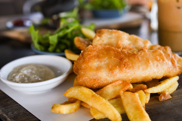 피쉬 칩스 브런치