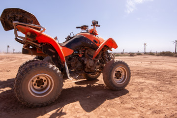Dirt bike in desert © Jason Lovell